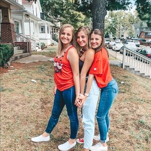 Meet your Posher, Molly